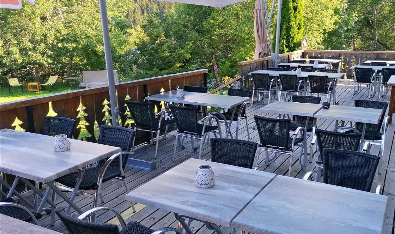 Le Taconet Hotel Le Praz de Lys Exterior photo