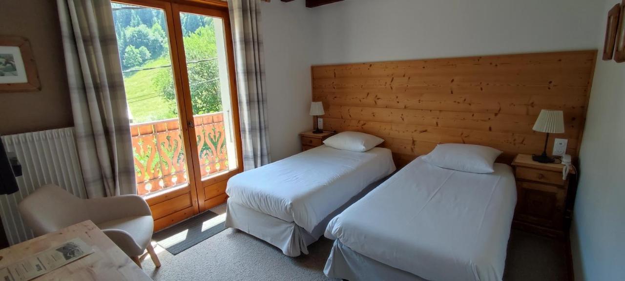 Le Taconet Hotel Le Praz de Lys Room photo