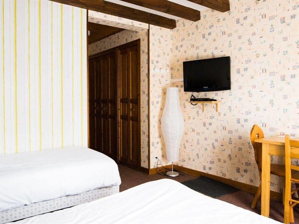 Le Taconet Hotel Le Praz de Lys Exterior photo